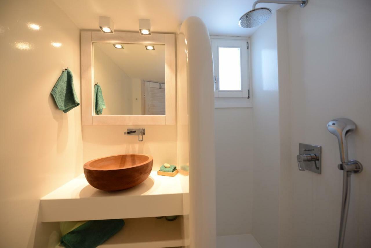 Luxury White Maisonette Kalafatis Bagian luar foto